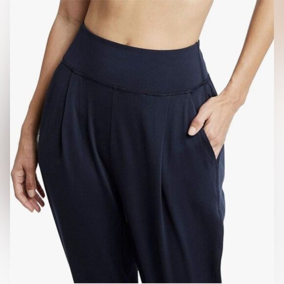 NWT All in Motion Black Loose Fit Mid-Rise Practice Pants Size Small - Picture 2 of 10